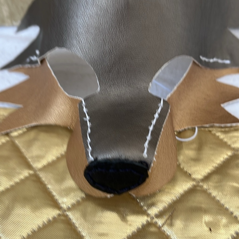 Handcrafted Fox Mask - Picture 6 of 7